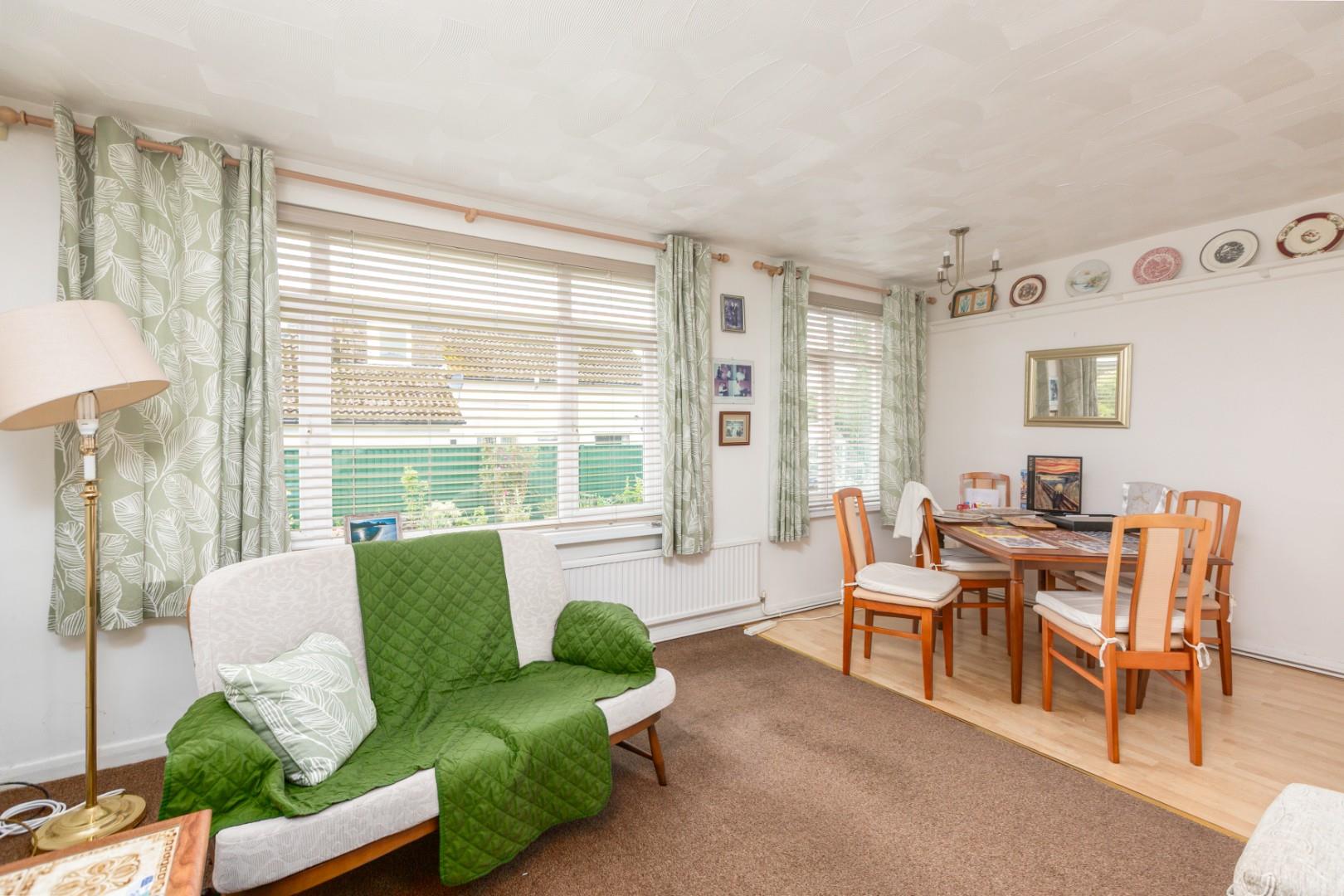 Whitestone Avenue, Bishopston, Murton, Swansea, SA3 3DA